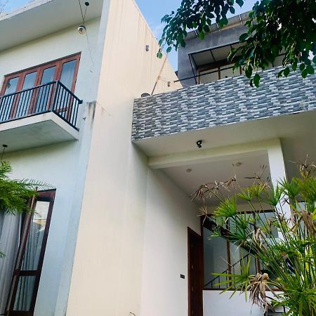 Jungle City Hostel Galle Bagian luar foto